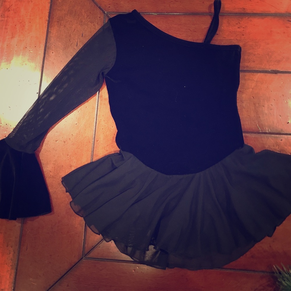 Figure skating competition dress